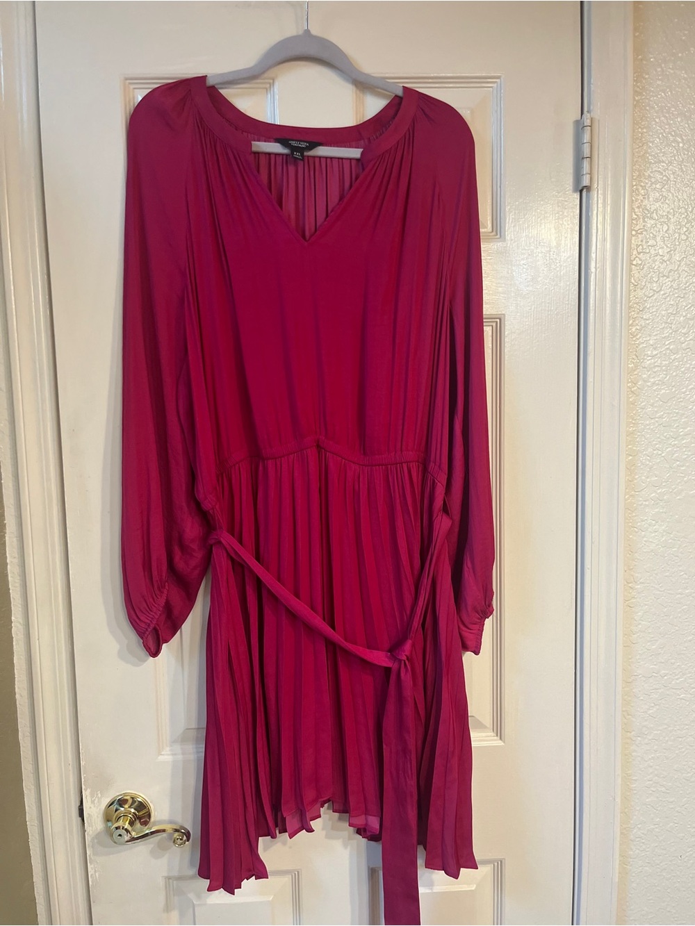 Simply Vera Vera Wang Hot Pink Pleated V-Neck Dress